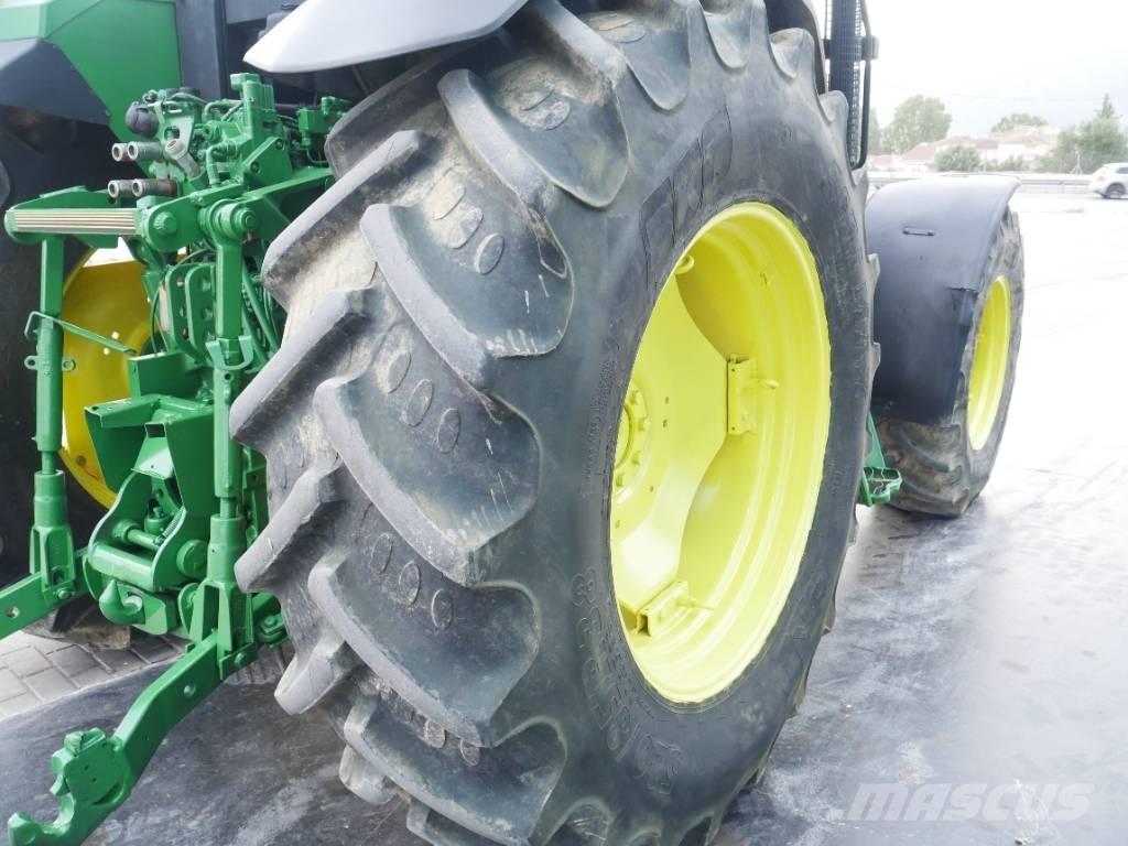 John Deere 6800 Traktorid