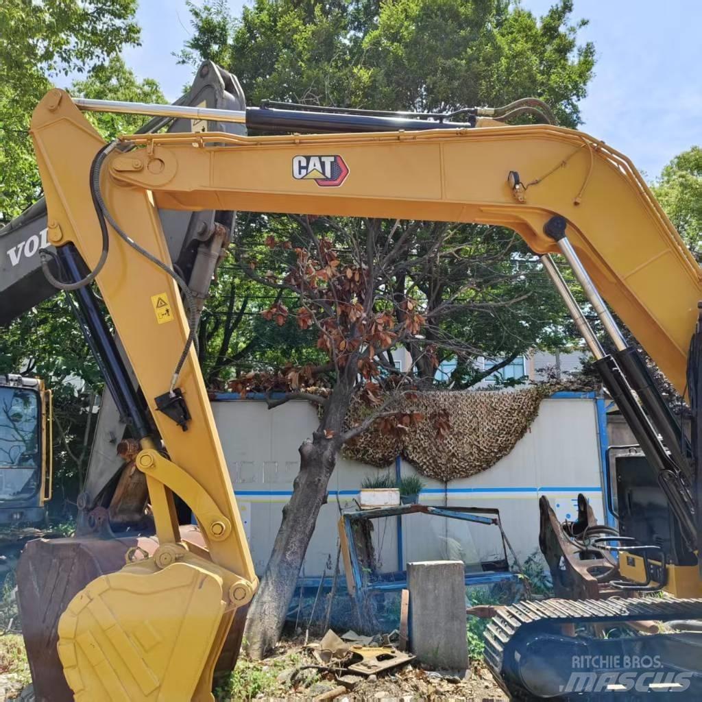 CAT 310 Roomikekskavaatorid