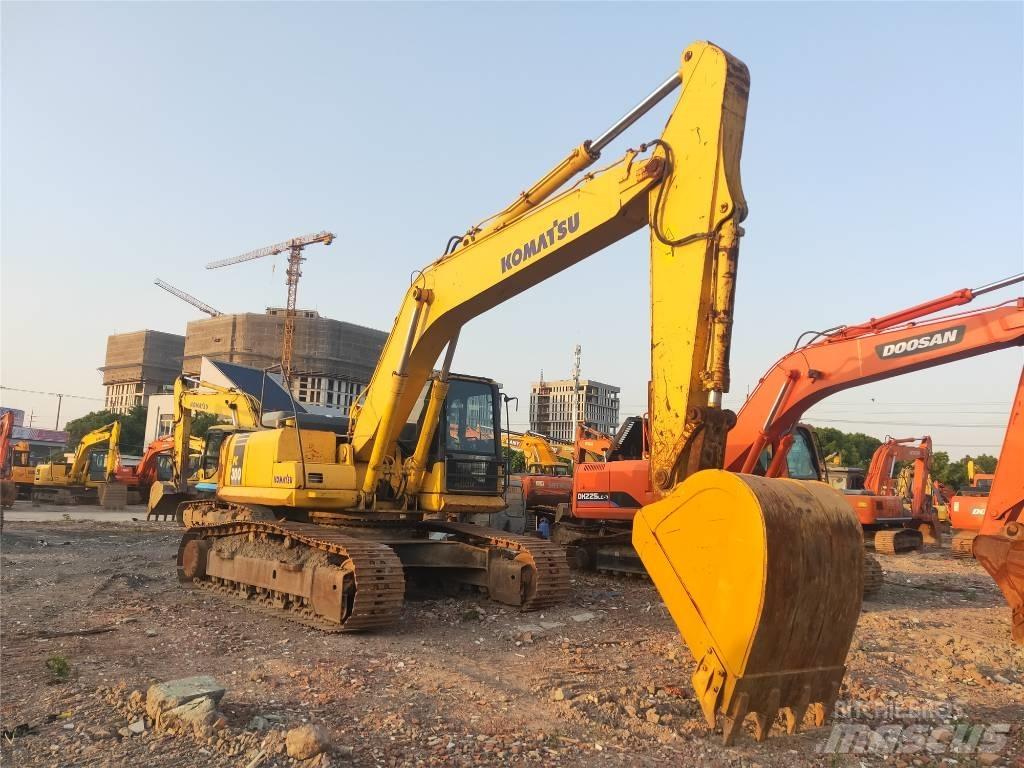 Komatsu PC 300-7 Roomikekskavaatorid