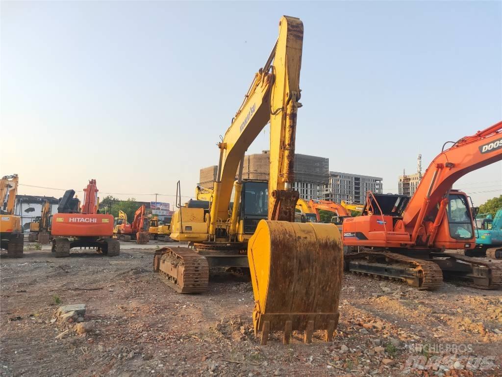 Komatsu PC 300-7 Roomikekskavaatorid