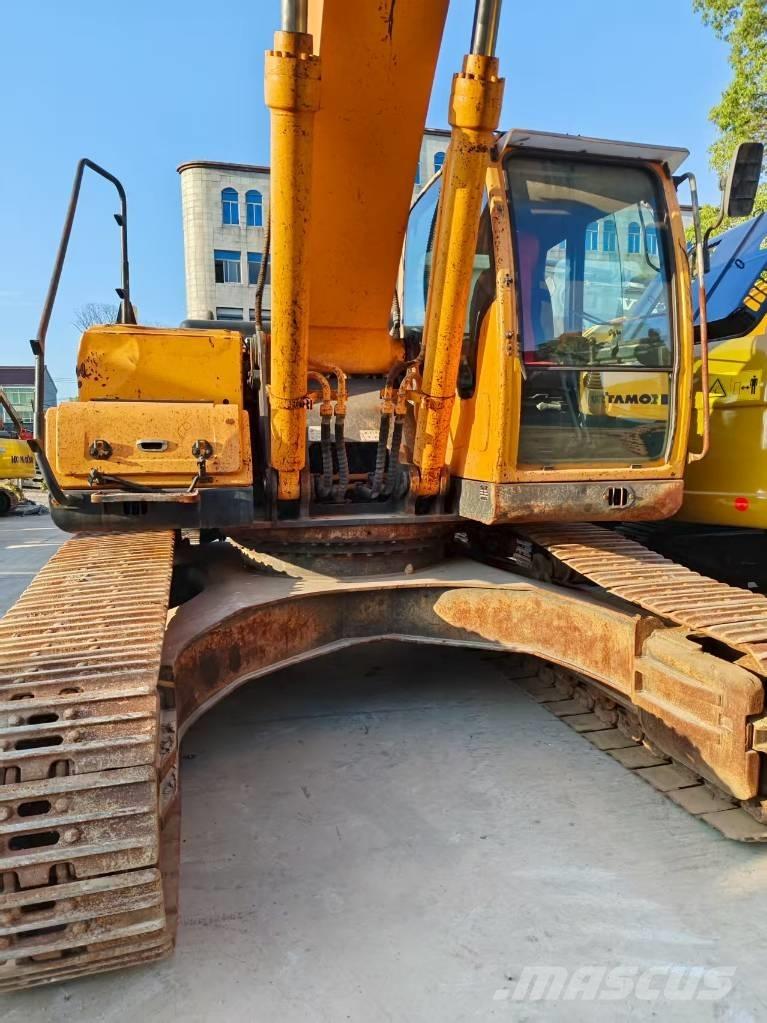 Hyundai R300LC-9S Roomikekskavaatorid