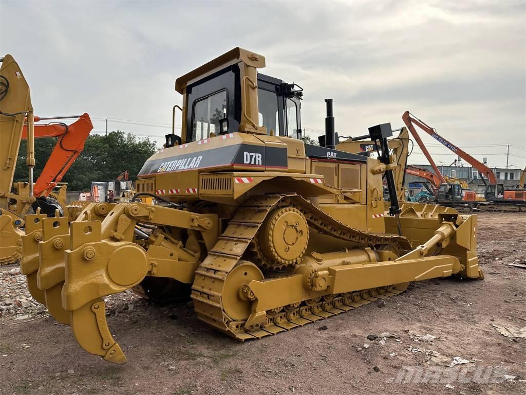CAT D7R Buldooserid