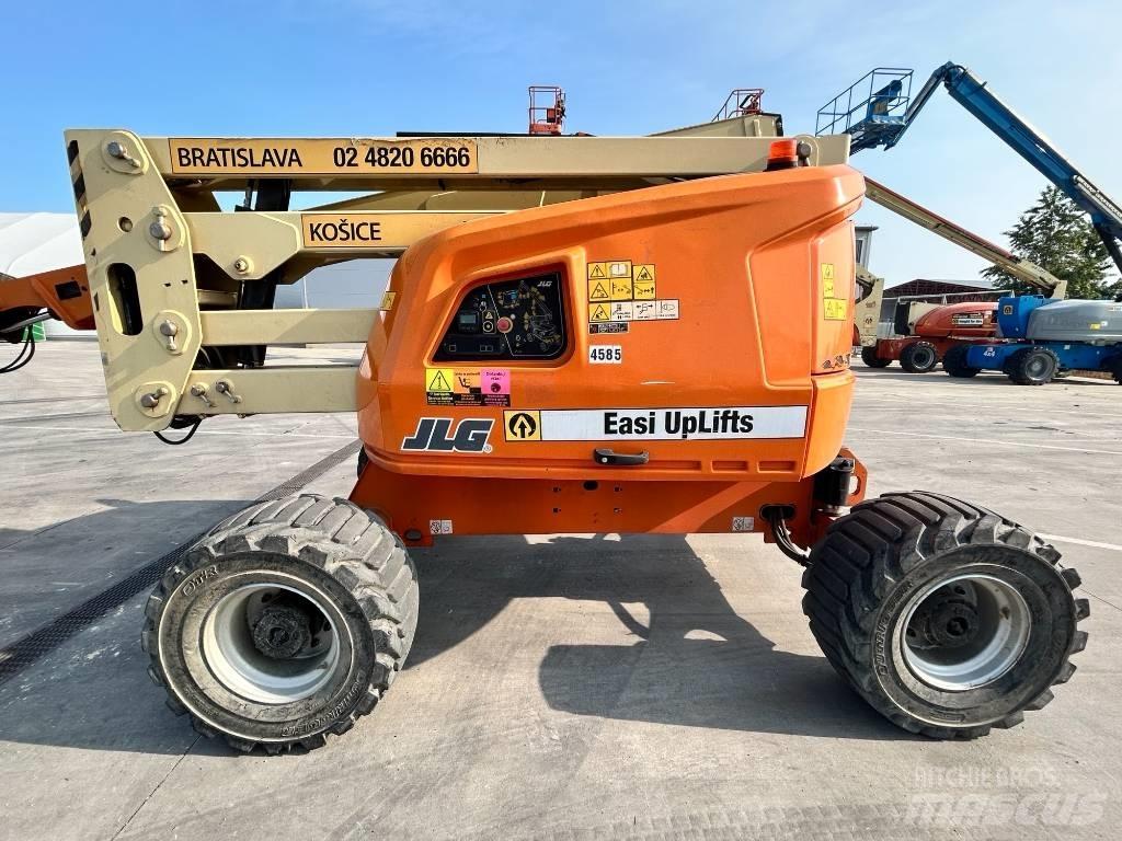 JLG 450 AJ Iseliikuvad poomtõstukid