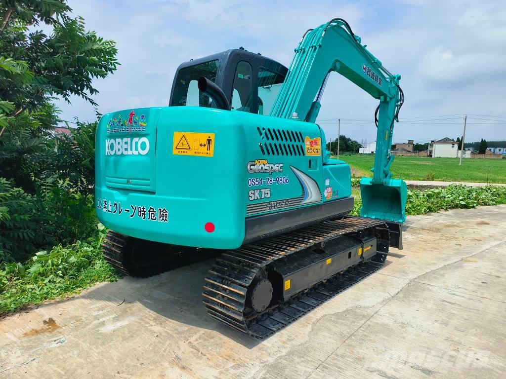 Kobelco SK 75 Roomikekskavaatorid