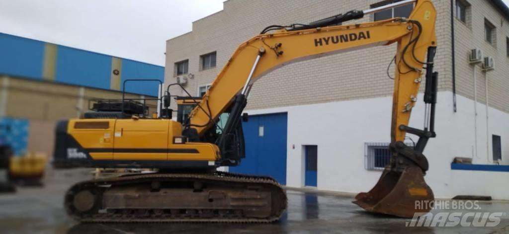 Hyundai HX 300 L Roomikekskavaatorid