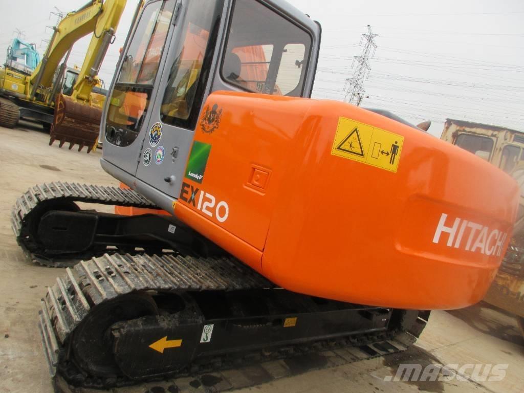 Hitachi EX 120-3 Roomikekskavaatorid