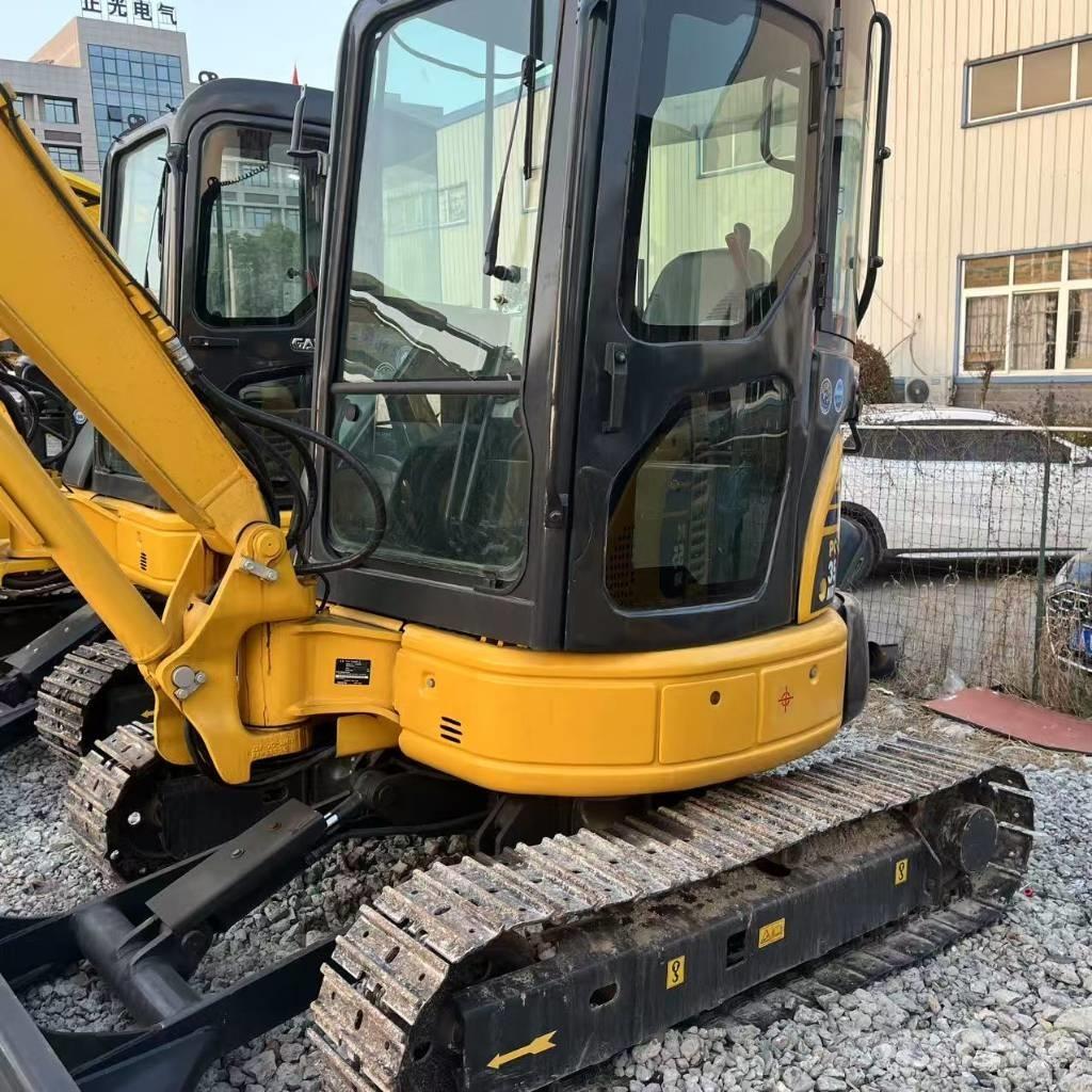 Komatsu PC 35 MR Miniekskavaatorid < 7 t