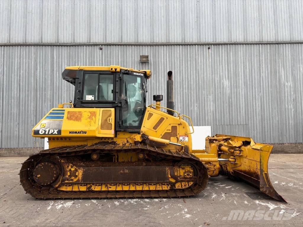 Komatsu D 61 PX-23 Buldooserid
