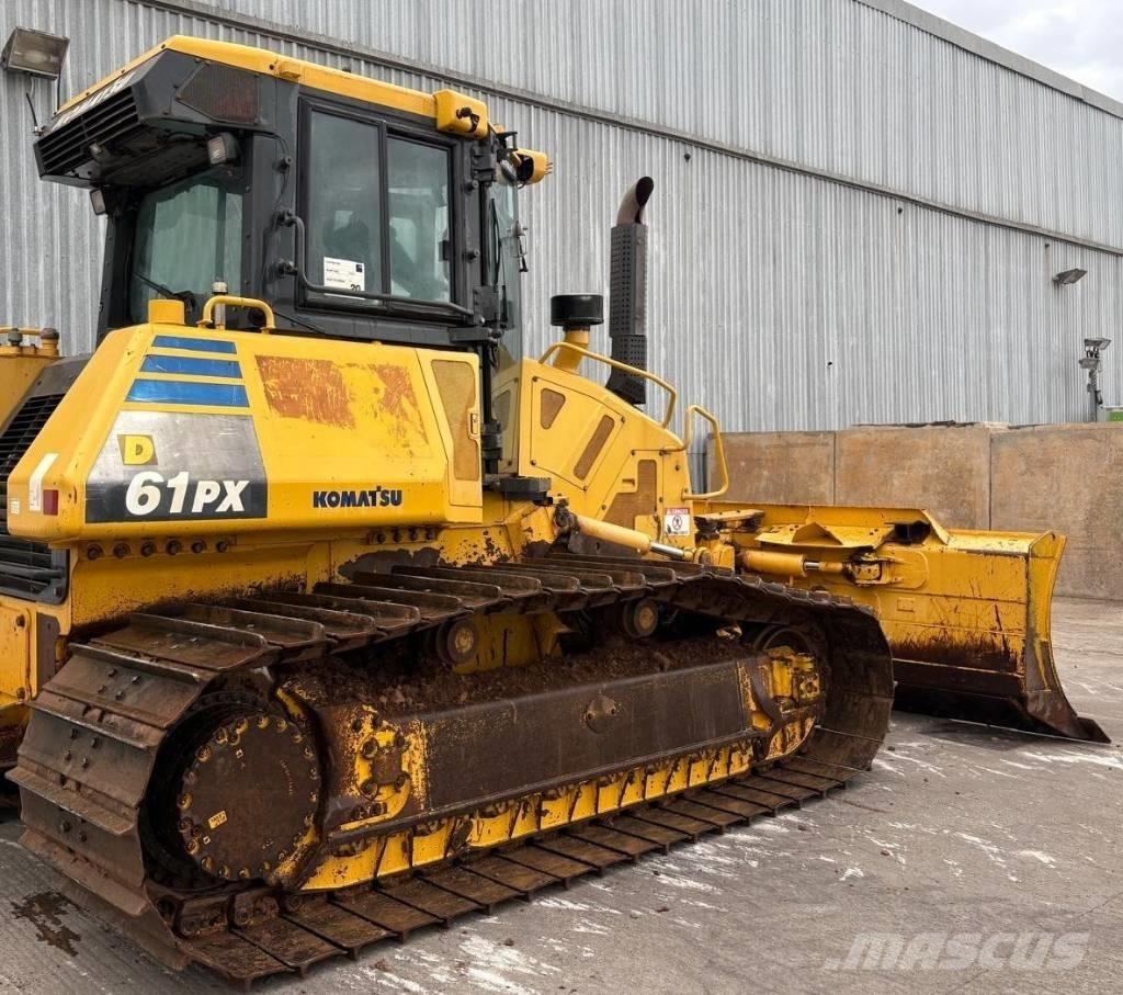 Komatsu D 61 PX-23 Buldooserid