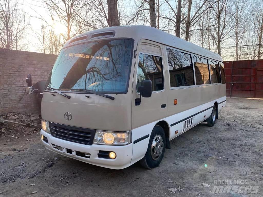 Toyota Coaster Bus Väikebussid