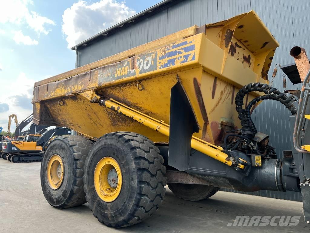 Komatsu HM400-3 Liigendraamiga pinnaseveokid
