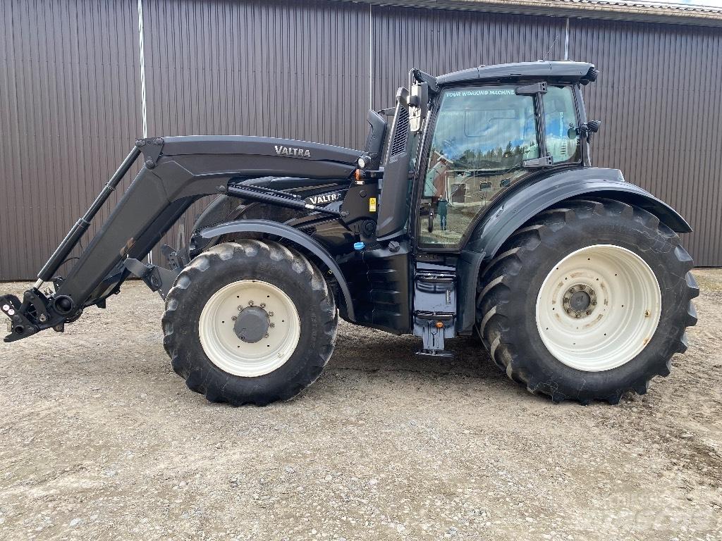 Valtra T 254 V Traktorid