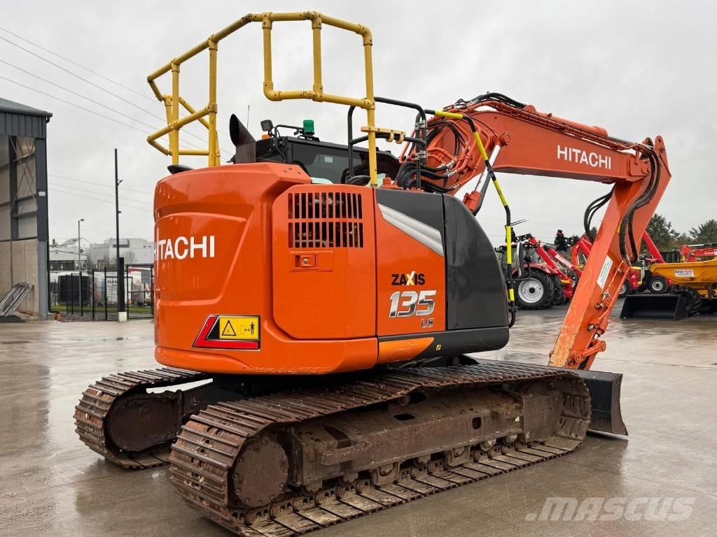 Hitachi ZX 135 US-7 Roomikekskavaatorid