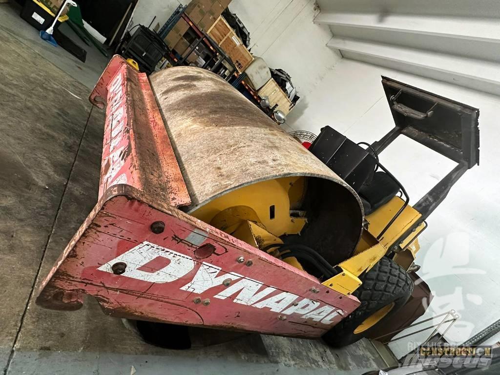 Dynapac CA 251 D Ühe trumliga rullid