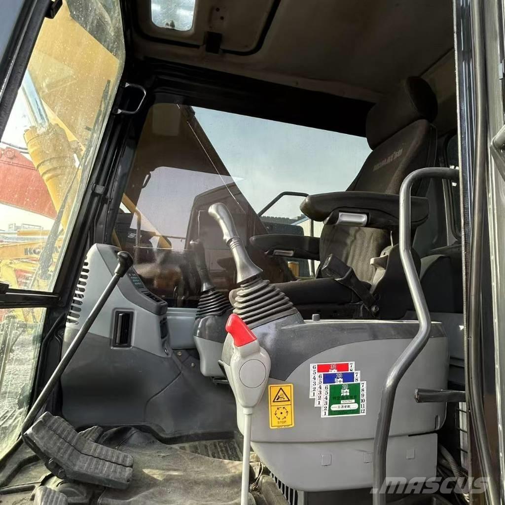 Komatsu 160-7 Roomikekskavaatorid