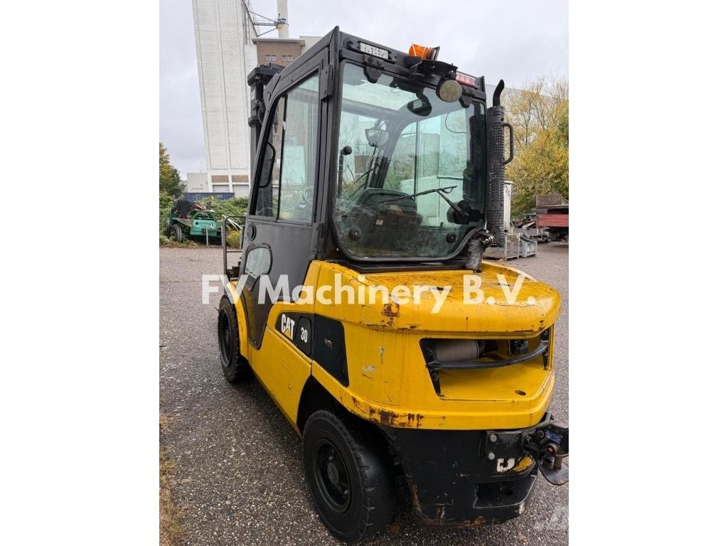 CAT DP 30 N Diiseltõstukid