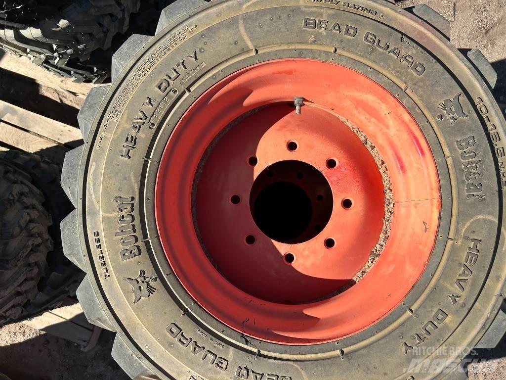 Bobcat 10x16.5 Tires Rehvid, rattad ja veljed