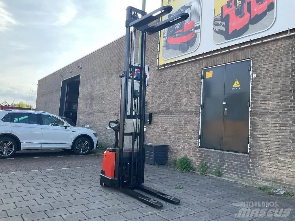 Toyota BT SWE120L Järelkäidavad virnastajad