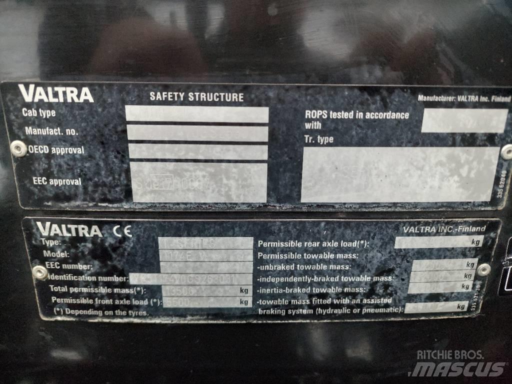 Valtra T 174 VERSU Traktorid