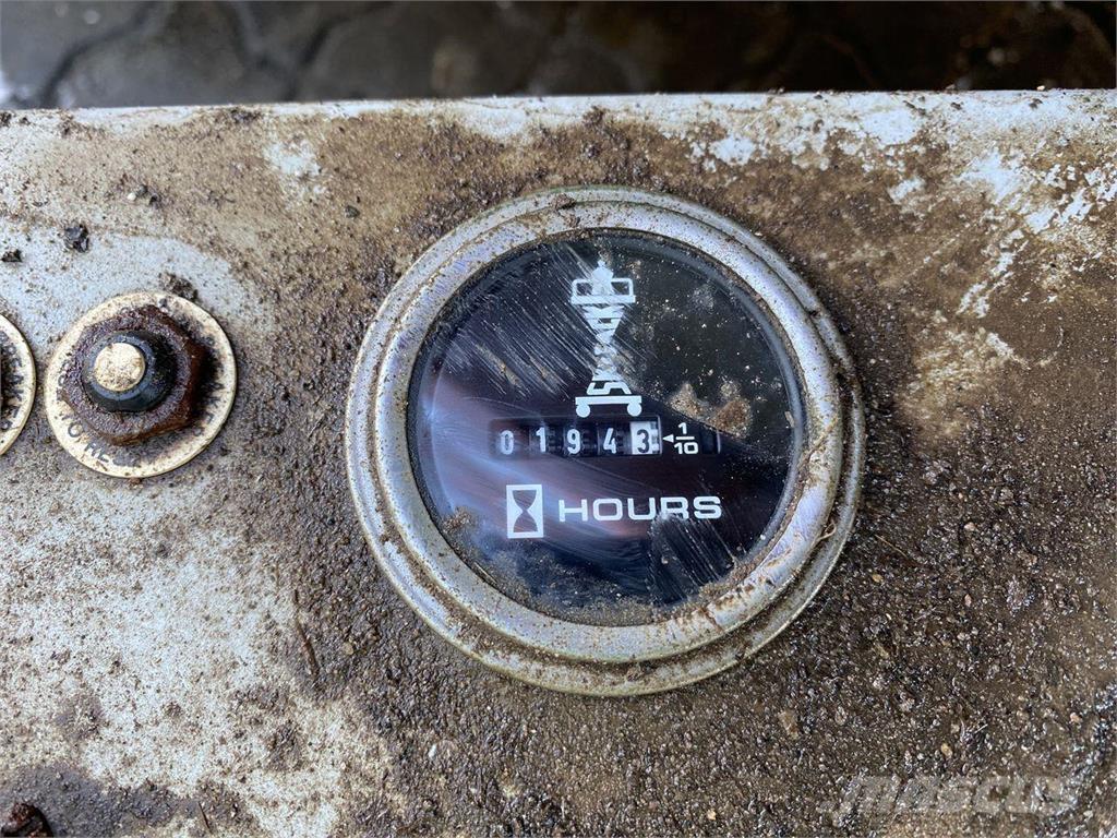 SkyJack SJ3219 Käärtõstukid