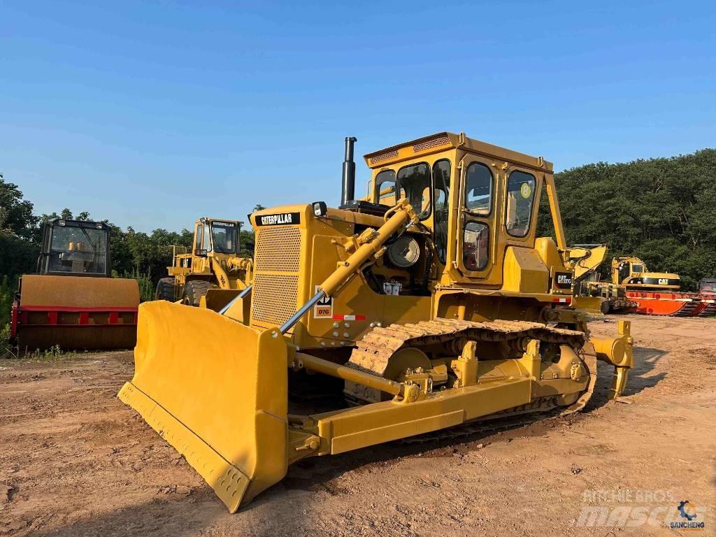 CAT D 7 G Buldooserid