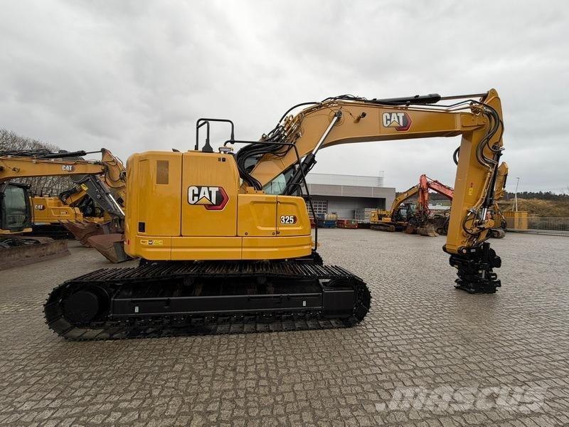 CAT 325-07 Roomikekskavaatorid