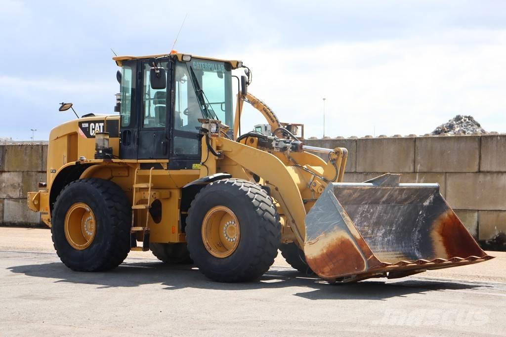 CAT 928H Rataslaadurid