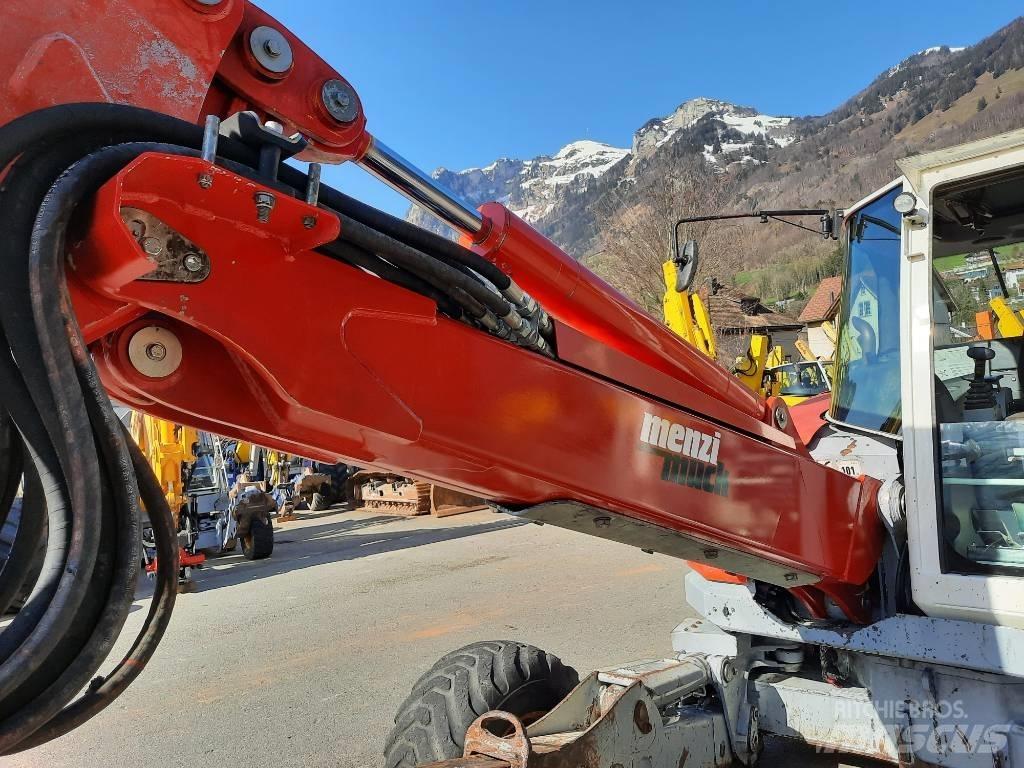 Menzi Muck M530 Ratasekskavaatorid