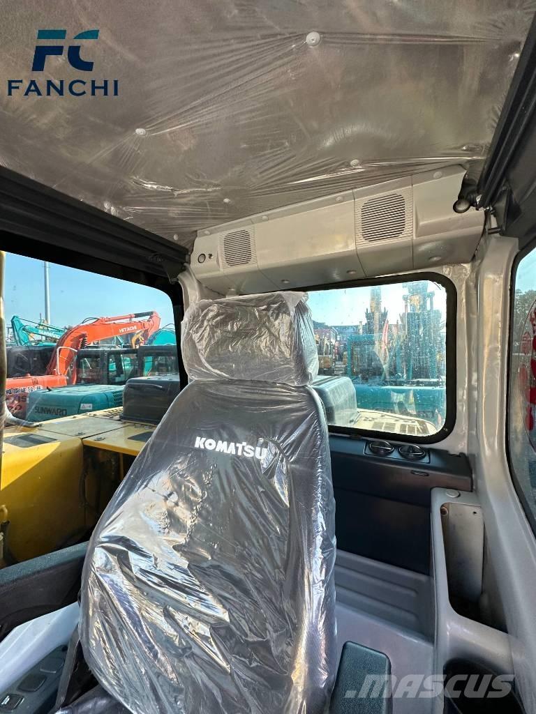 Komatsu PC 130 LC-7 Roomikekskavaatorid