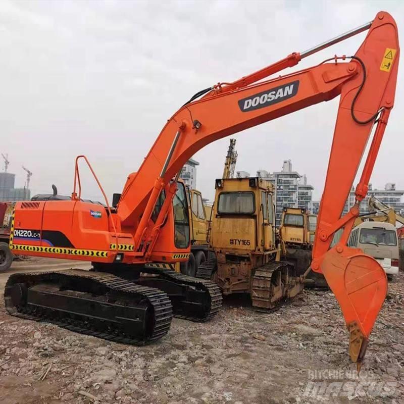 Doosan DH 220 LC-7 Roomikekskavaatorid