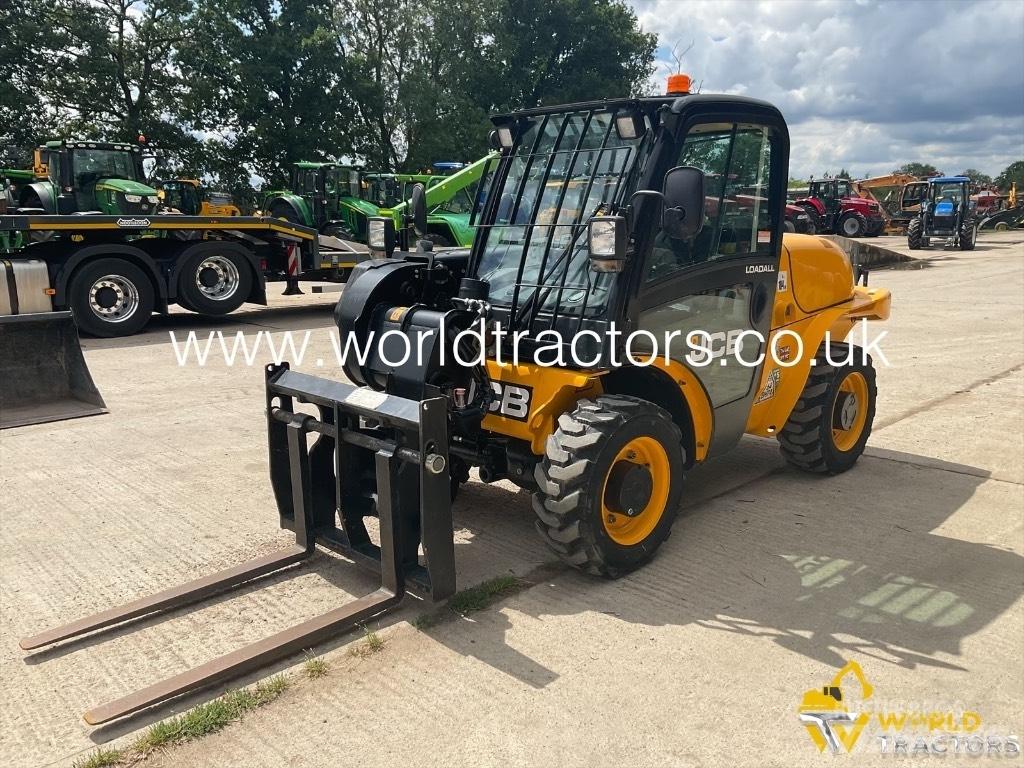 JCB 520-40 Põllumajanduslikud teleskoopkäitlejad