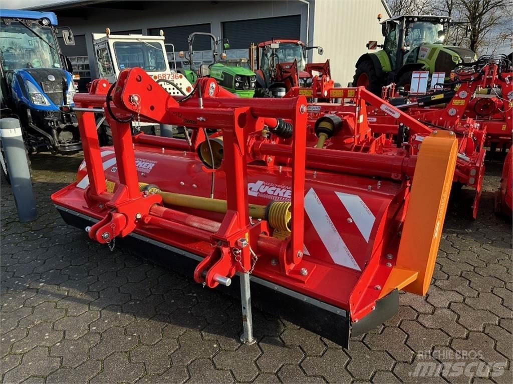 Dücker UM 27 HV G7 Muu silokoristustehnika