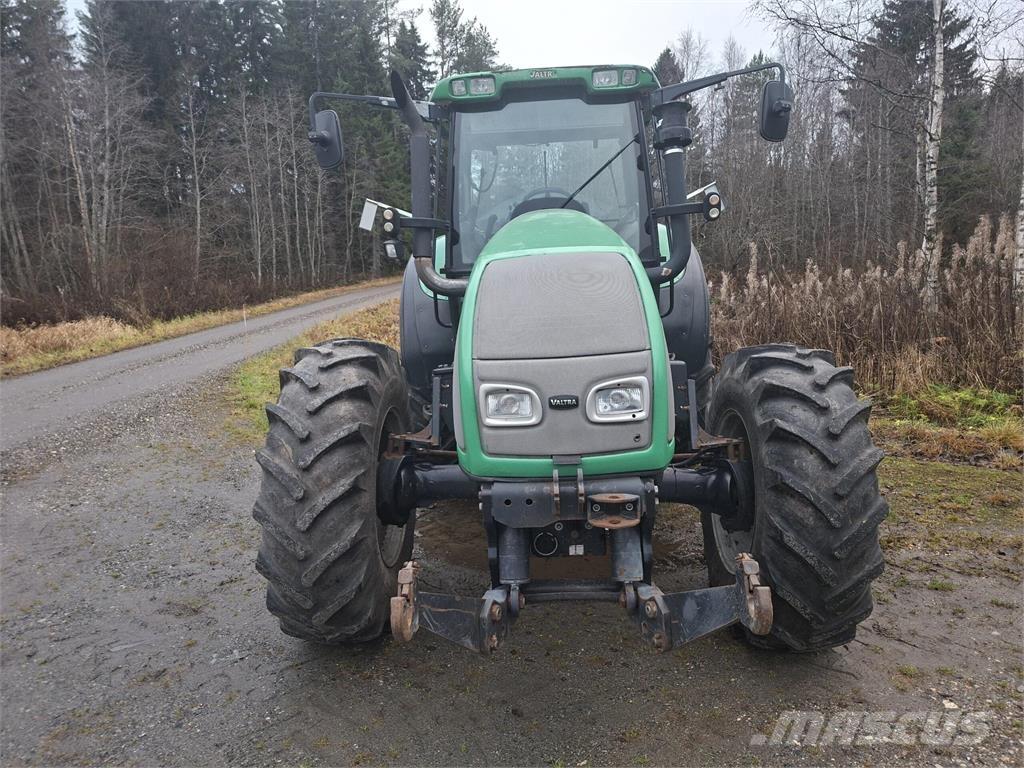 Valtra T190 7.4 Traktorid