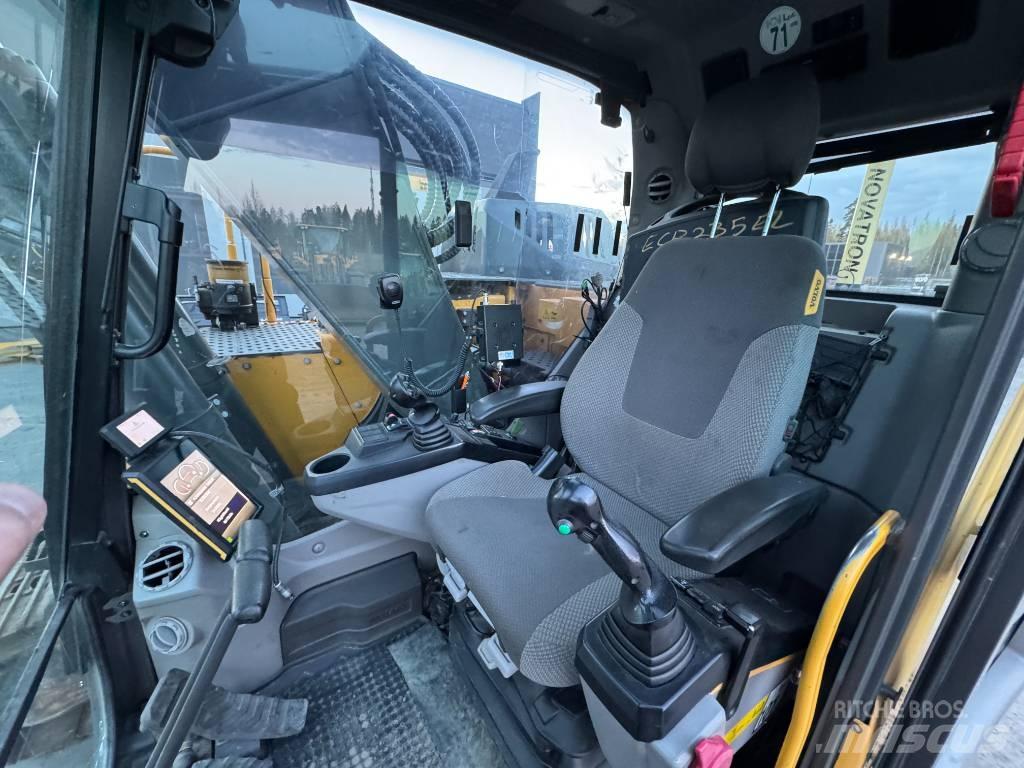 Volvo ECR 235 EL Roomikekskavaatorid