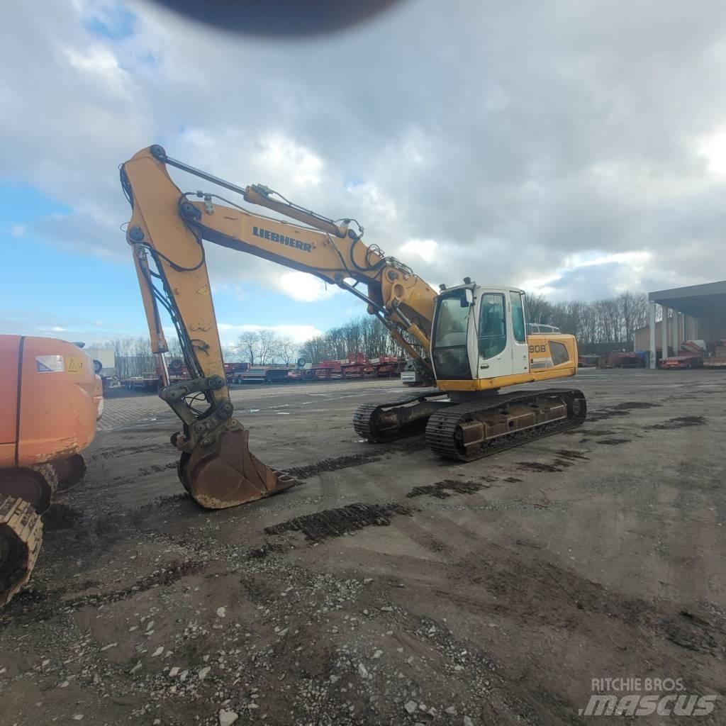 Liebherr R906 Roomikekskavaatorid