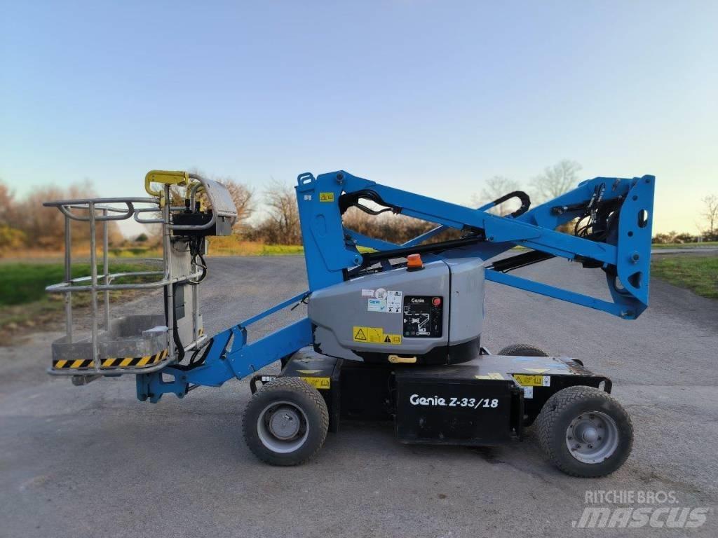 Genie Z 33/18 Iseliikuvad poomtõstukid
