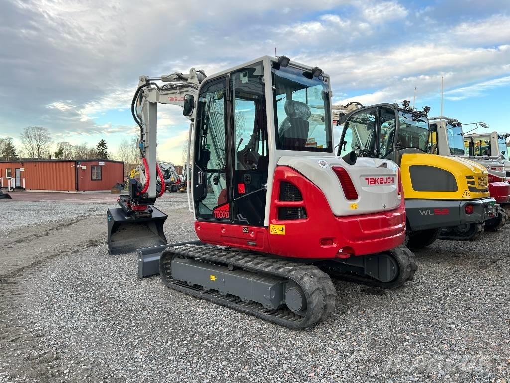 Takeuchi TB370 Väikeekskavaatorid 7t-12t