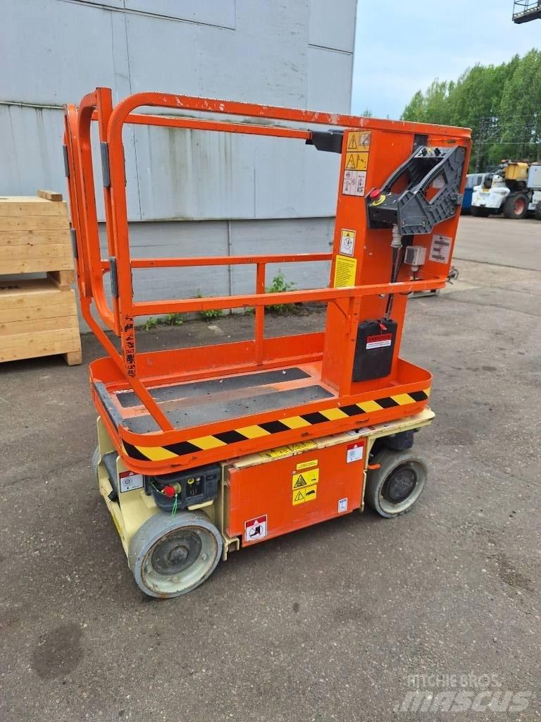 JLG 1230 ES Käärtõstukid
