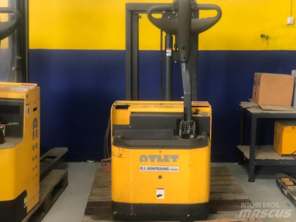 Atlet CSL 160 Platvormiga virnastajad