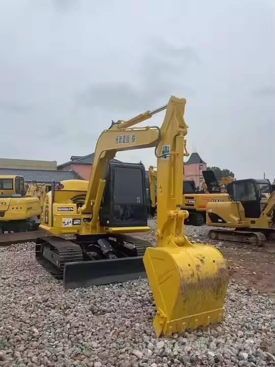 Komatsu PC70-8 Väikeekskavaatorid 7t-12t