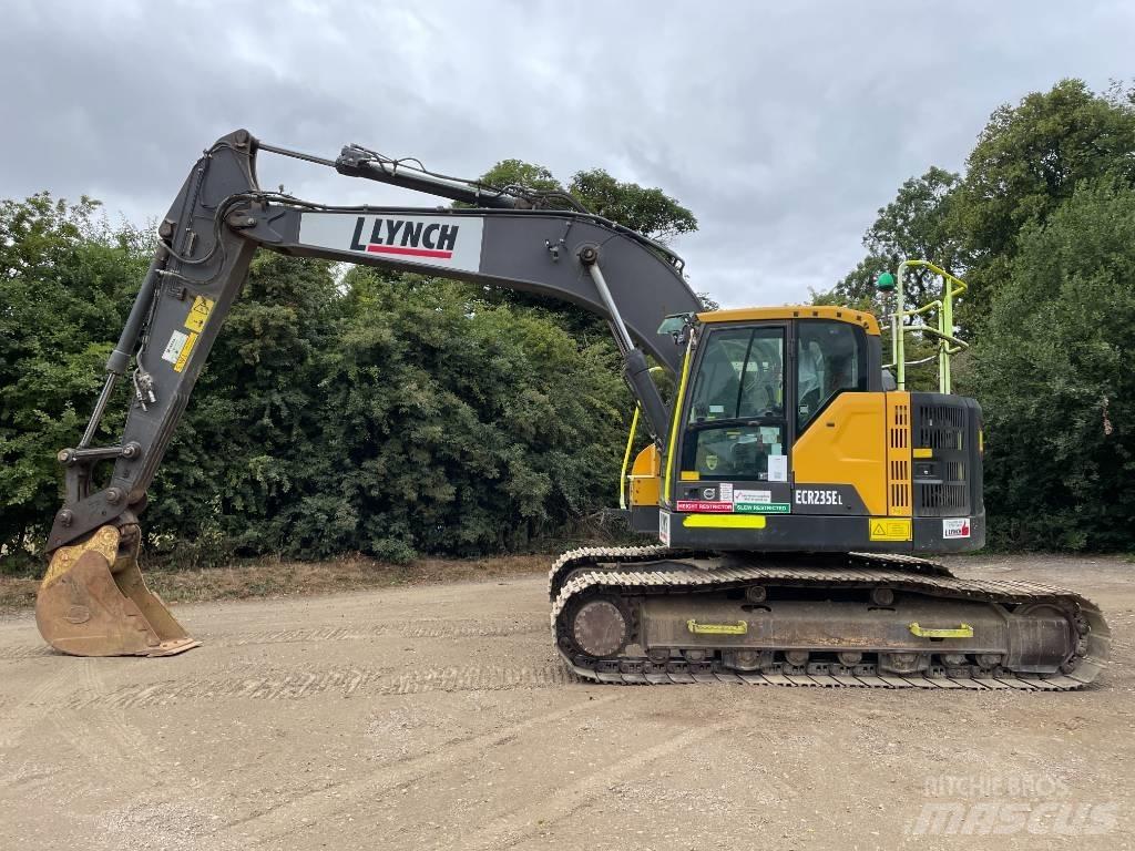 Volvo ECR 235 Roomikekskavaatorid