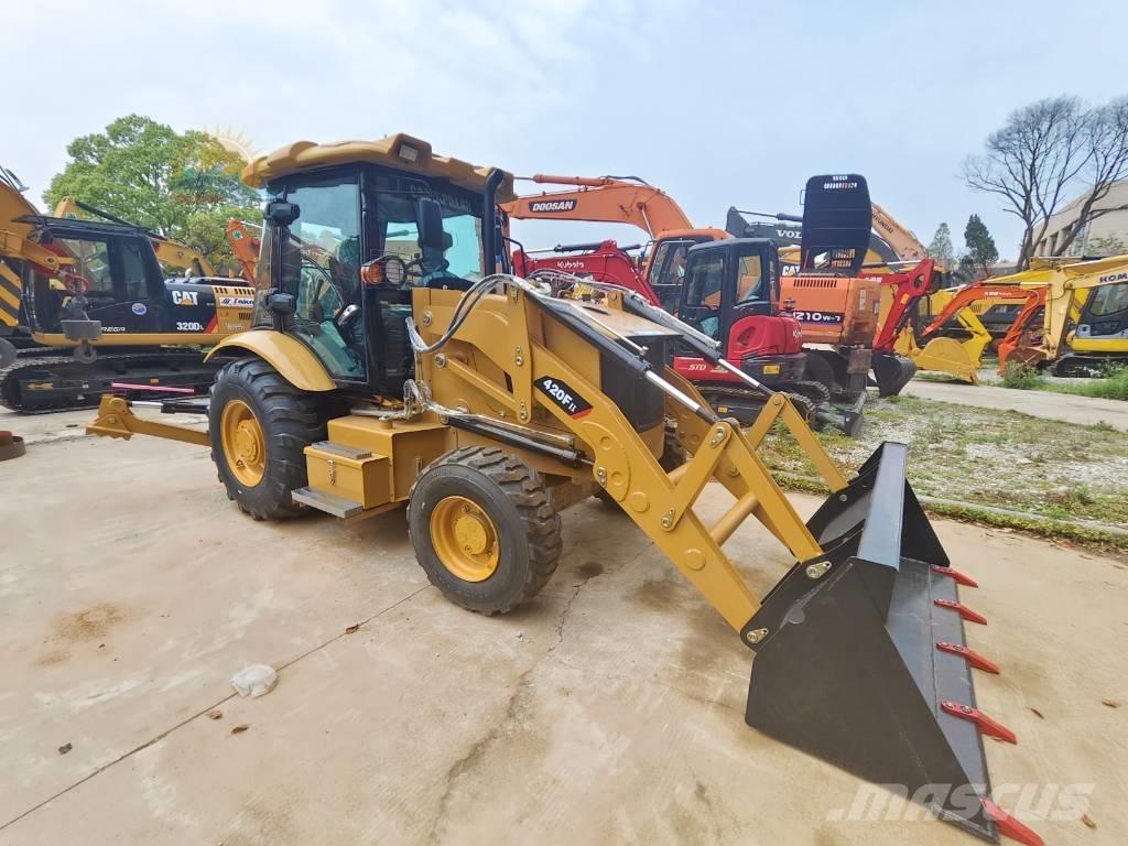CAT 420 F Ekskavaatorlaadurid