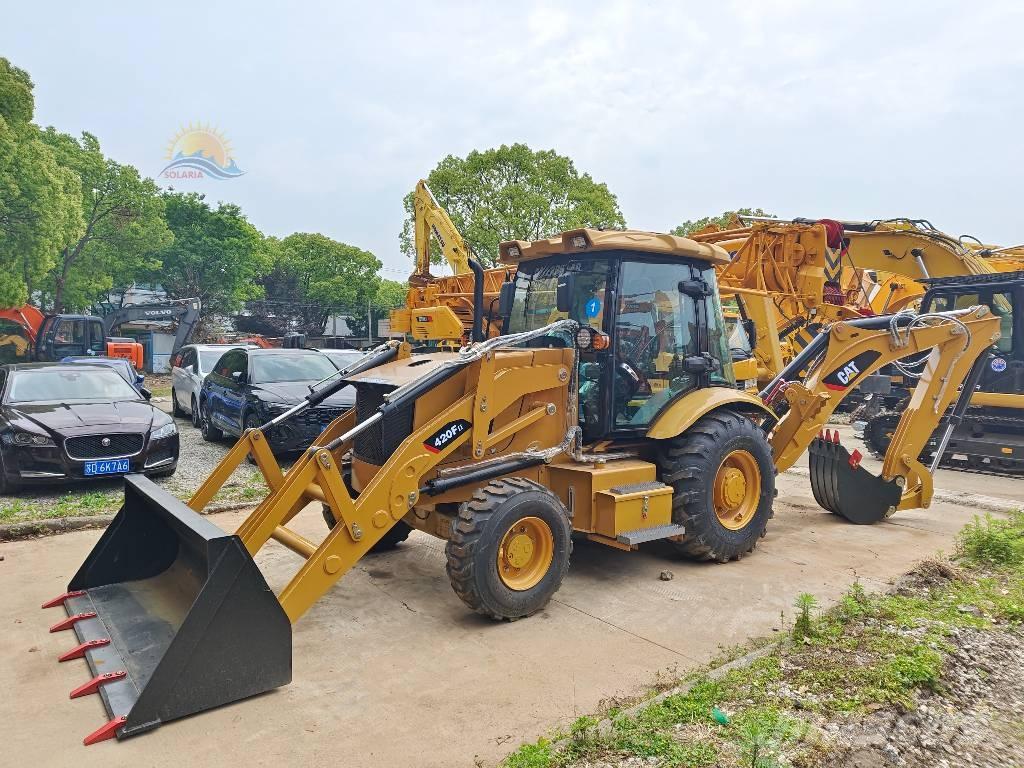 CAT 420 F Ekskavaatorlaadurid