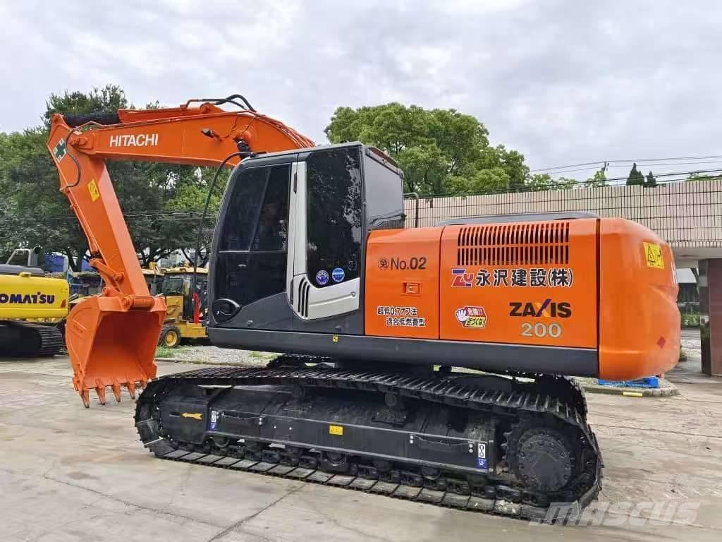 Hitachi ZX 200 Roomikekskavaatorid