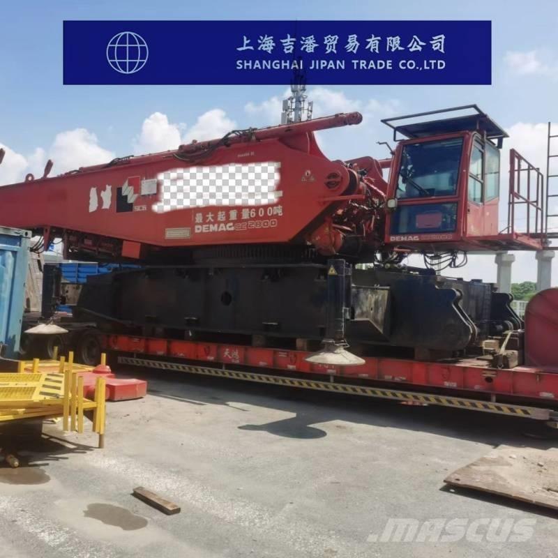 Demag CC 2800 Roomikkraanad