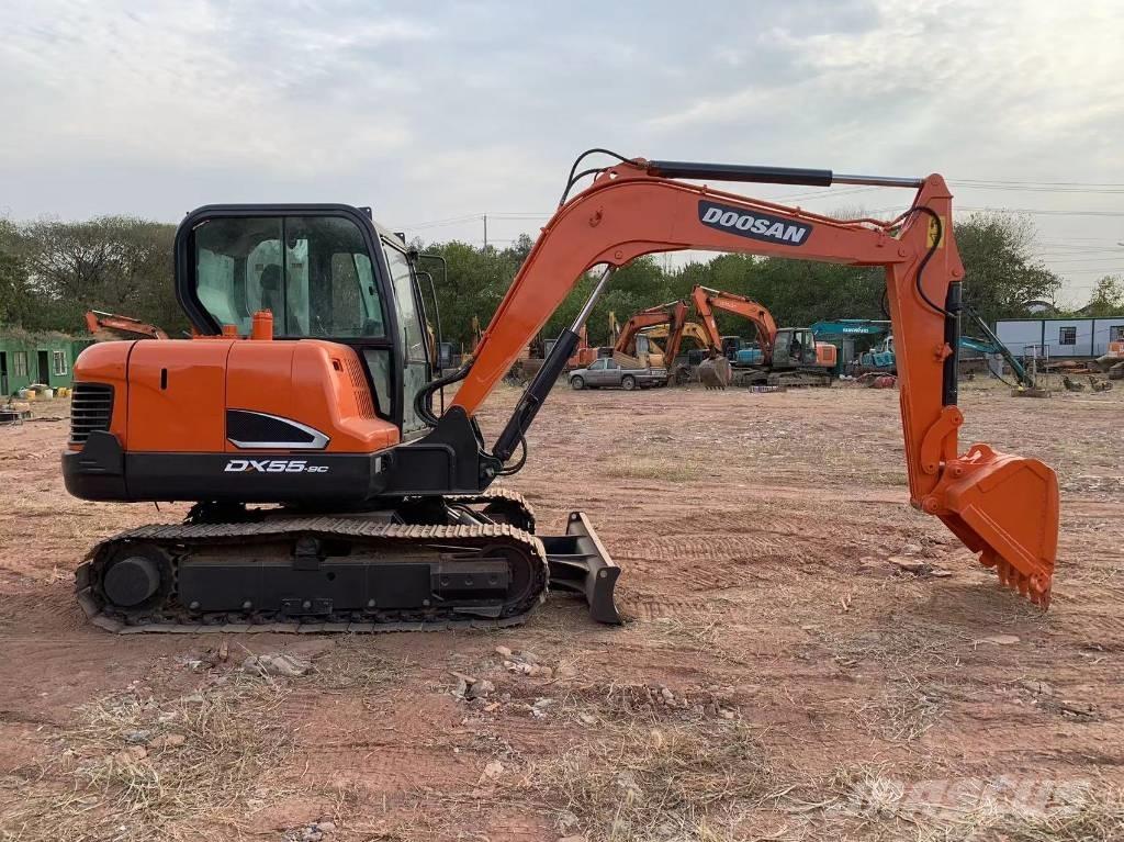 Doosan DX 55 Miniekskavaatorid < 7 t