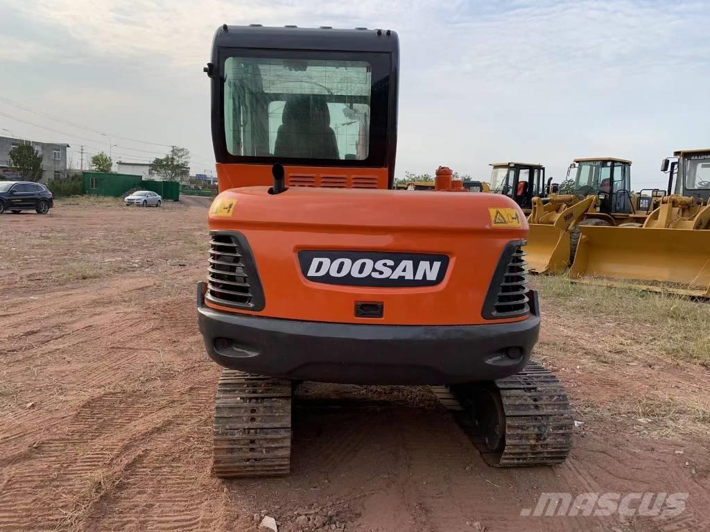 Doosan DX 55 Miniekskavaatorid < 7 t