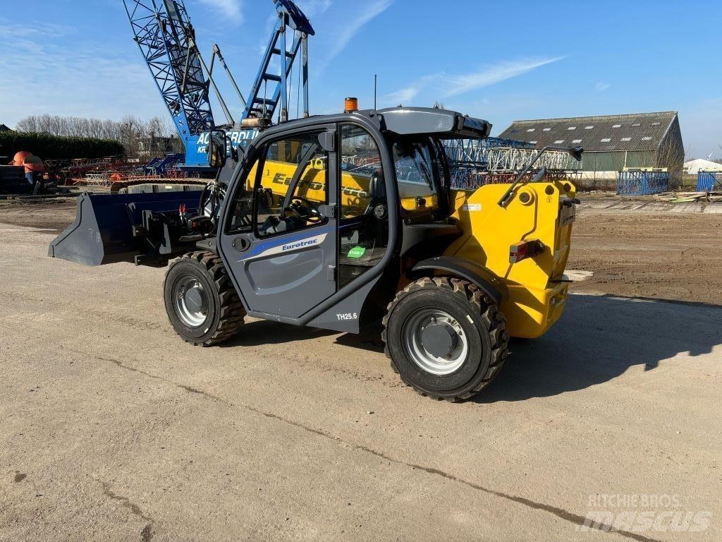 Eurotrac TH 25.6 Teleskooplaadurid