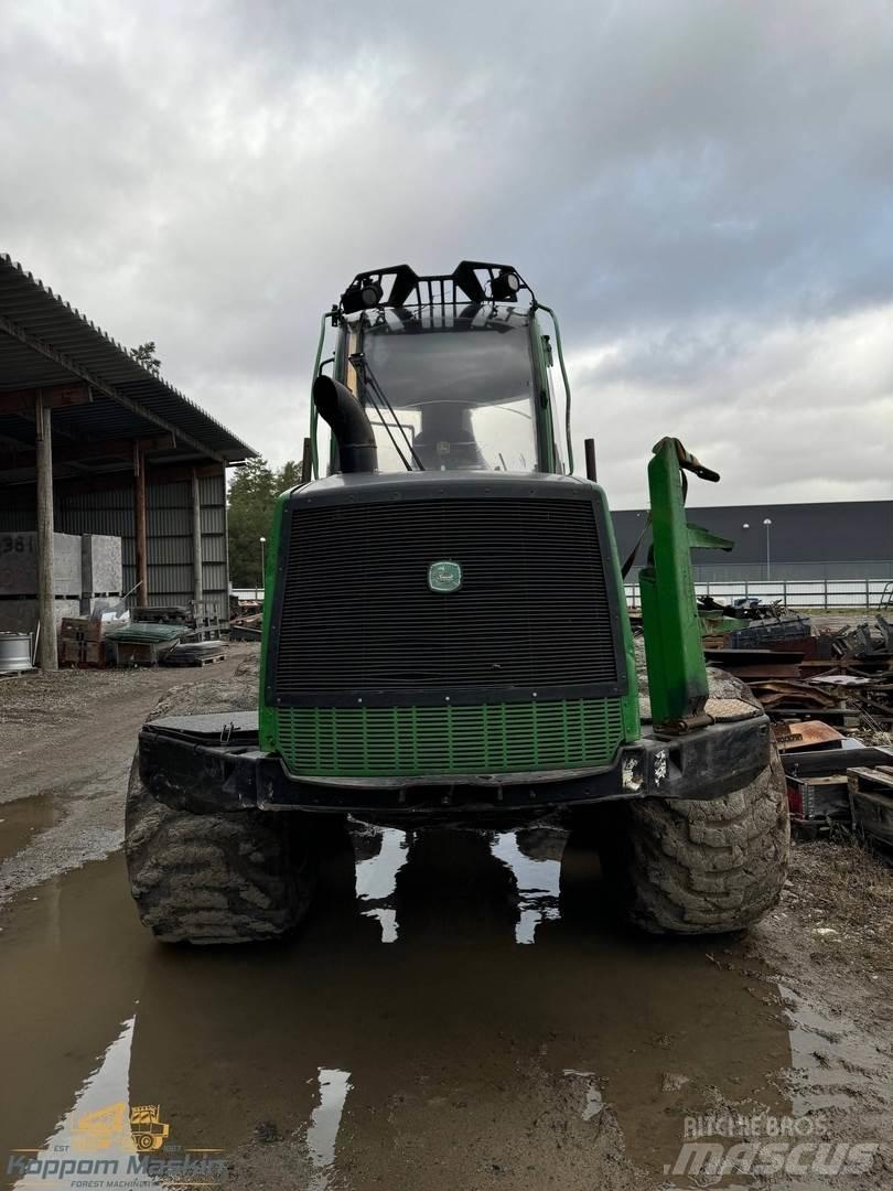 John Deere 1510E Forwarderid