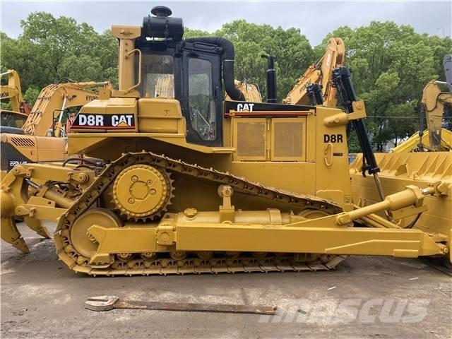 CAT D 8 R Buldooserid